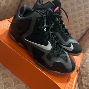 Nike LeBron Miami Nights